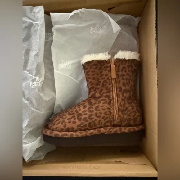 Steve Madden Kids Animal Print - Picture 1 of 3